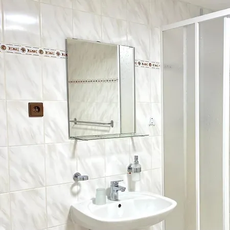Labe Hotel 2*